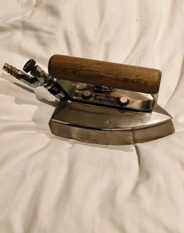 Antigua plancha de vapor japonesa Kobayashi