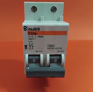 Interruptores Automáticos Varios Modelos