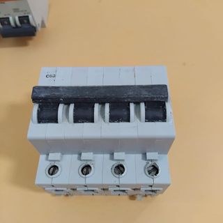 Interruptores Automáticos Varios Modelos