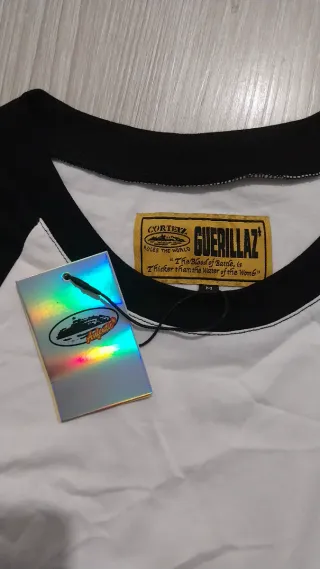 Camiseta Corteiz manga larga blanca y negra