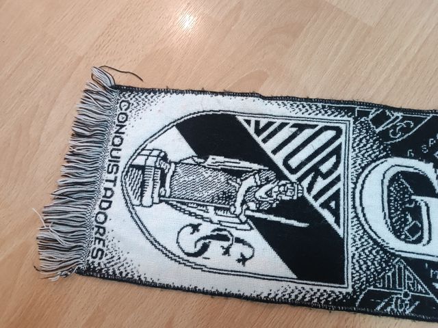 BUFANDA VITORIA GUIMARAES SPORT CLUBE