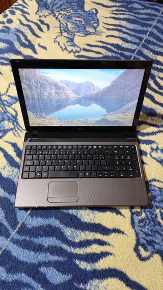 Portátil Acer Aspire 5750G