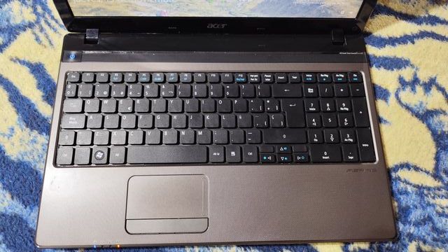 Portátil Acer Aspire 5750G