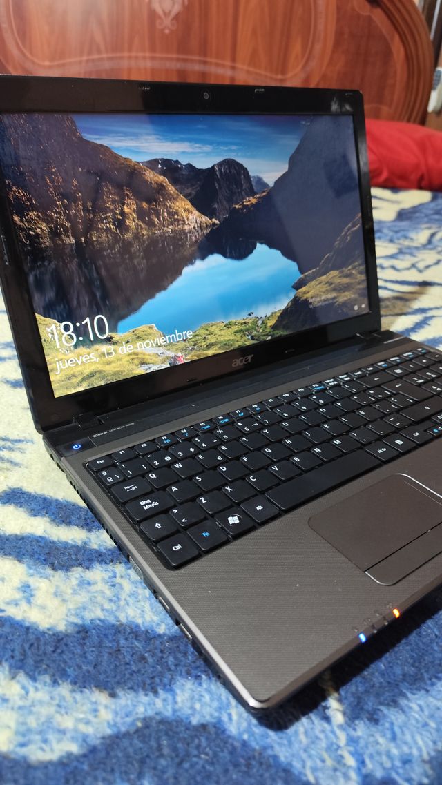 Portátil Acer Aspire 5750G