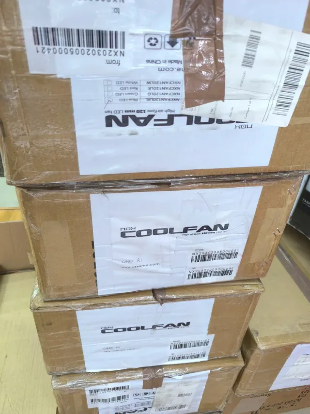 Ventilatore PC COOLBAY da 120mm con illuminazione LED