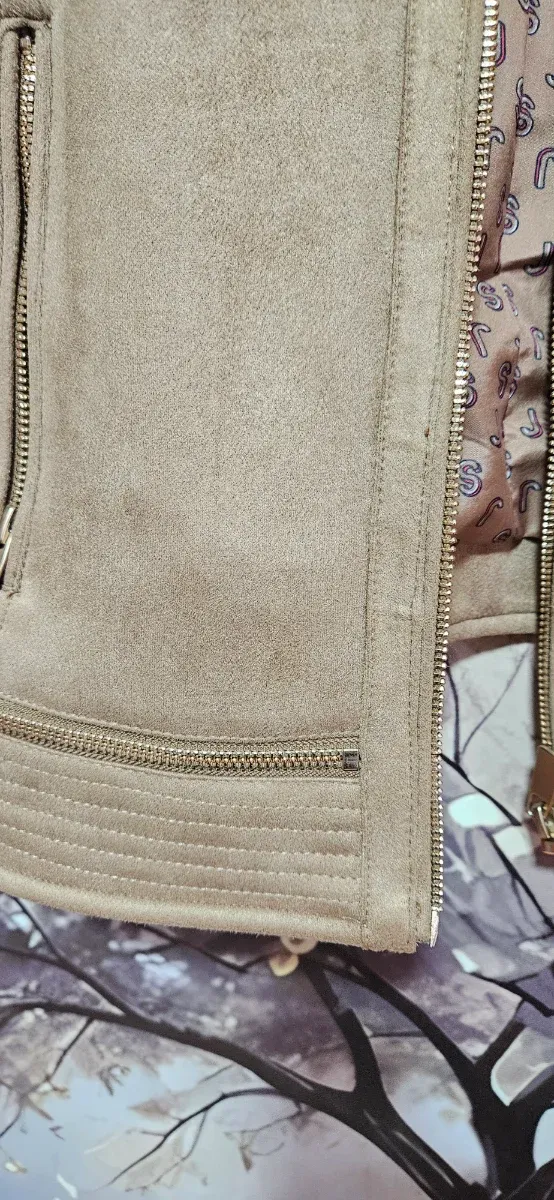 Chaqueta beige/marrón efecto ante