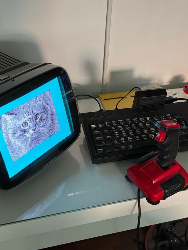 ZX Spectrum+ con accessori