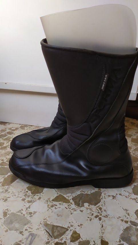 BOTAS DE MOTO FORMA DRYTEX. SEGURAS Y CÓMODAS.