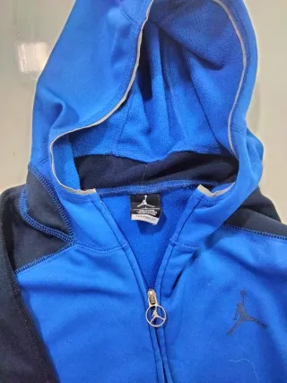 Sudadera Jordan Azul y Negra