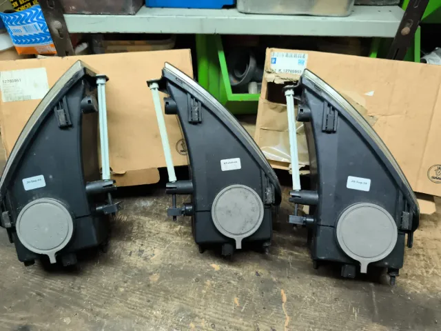 Antiniebla Saab 93 2 Izq conductor  1 Derecho copi