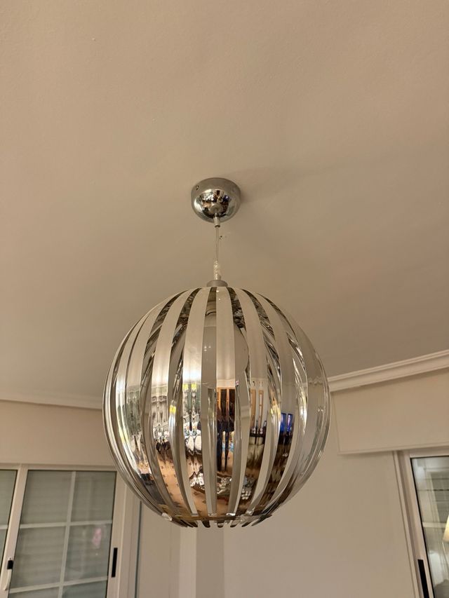Lámpara colgante esférica cristal y metal