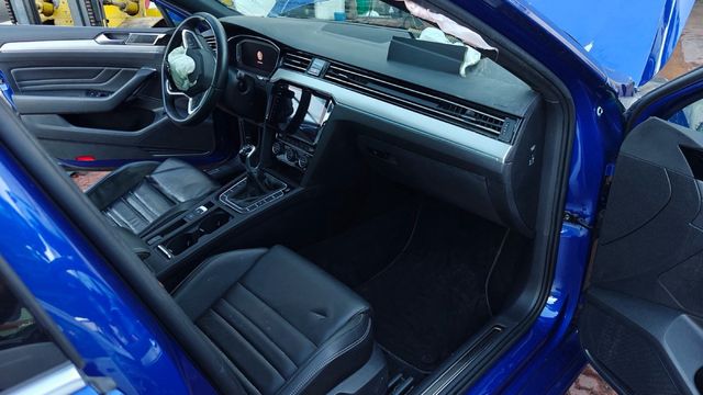 Volkswagen Passat 2020. accidentado!