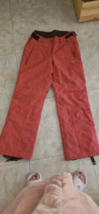 Pantalón de esquí a cuadros rojo