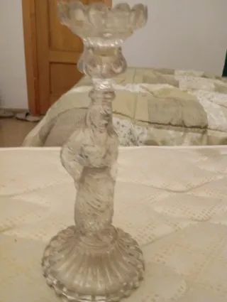 Candelabro de cristal antiguo.gran lote tan solo