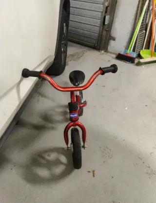 Bici de equilibrio Chicco Red Bullet