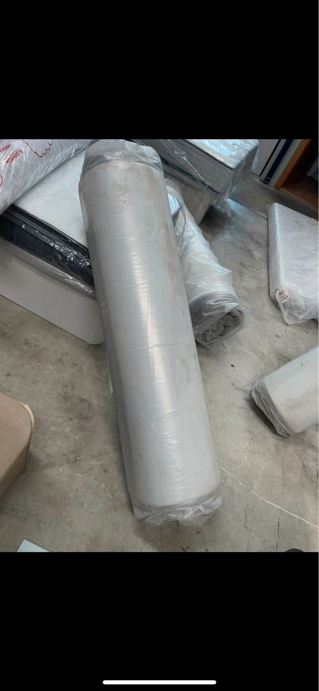 Materasso viscoelastico 90x180 arrotolato. Rif. P8