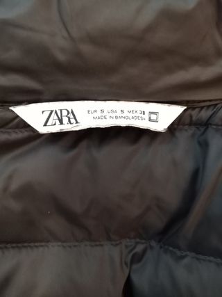 Chaqueta Zara acolchada negra ligera