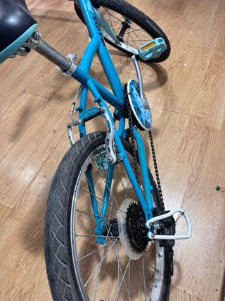 Bicicleta infantil azul