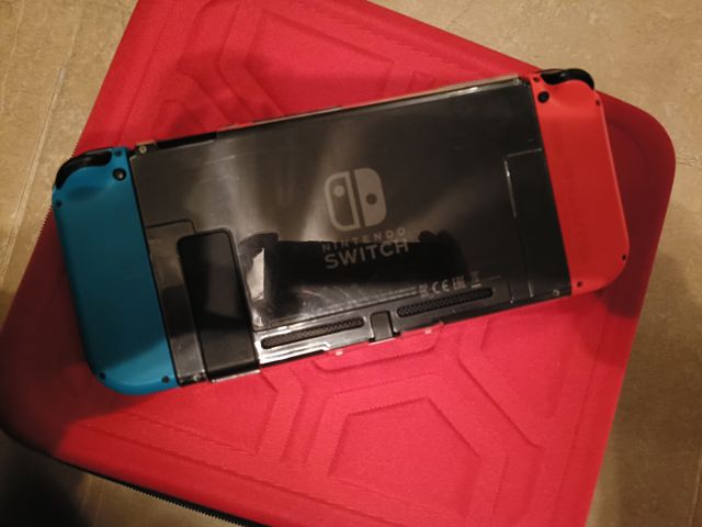 Nintendo Switch Azul/Rojo