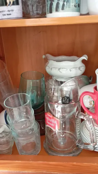 Lote de cristalería y vajilla.lote tan solo 30€