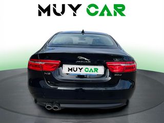 Jaguar XE 2.0 Diesel XE-Pure RWD 132 kW (180 CV)