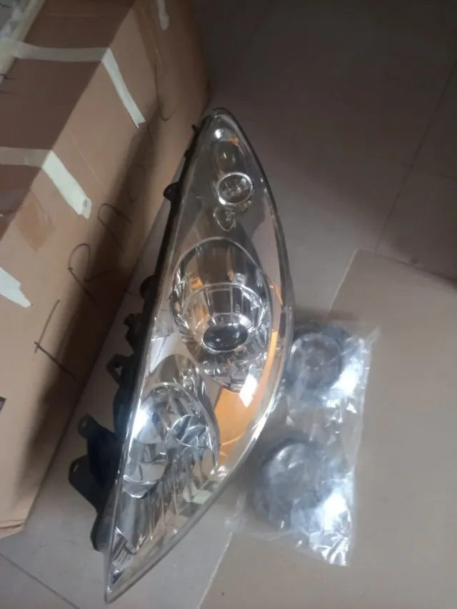 Faros Peugeot 307 (2006 2embellecedores de regalo