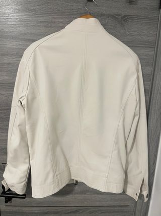 Chaqueta Guess Beige