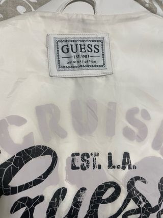 Chaqueta Guess Beige