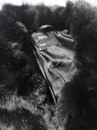 Abrigo de conejo negro Talla M