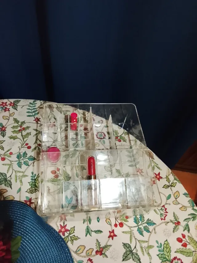 Organizador de escritorio o maquillaje