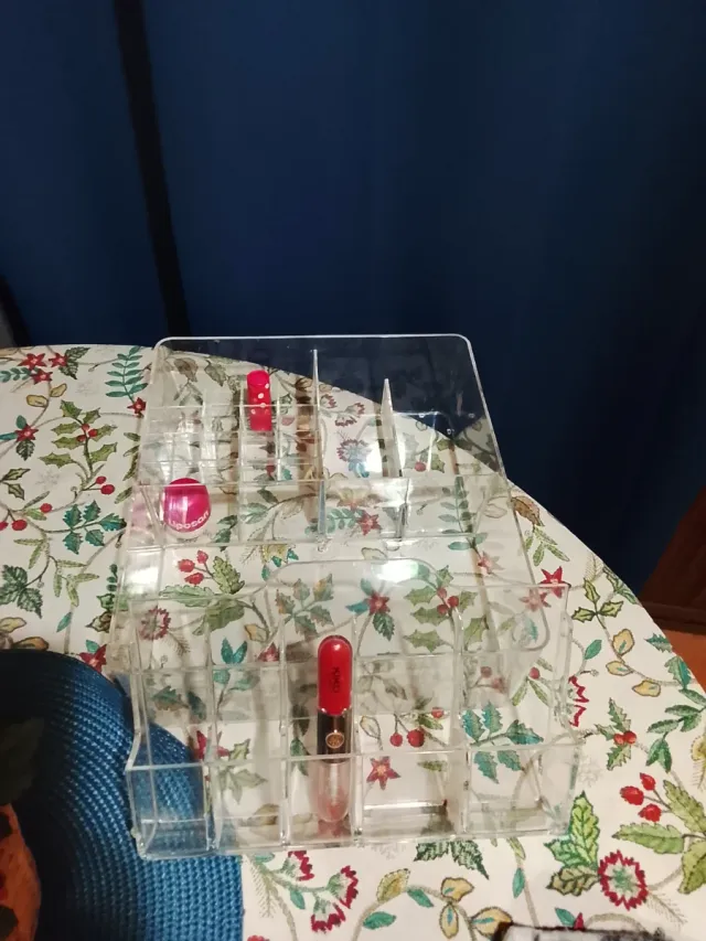 Organizador de escritorio o maquillaje