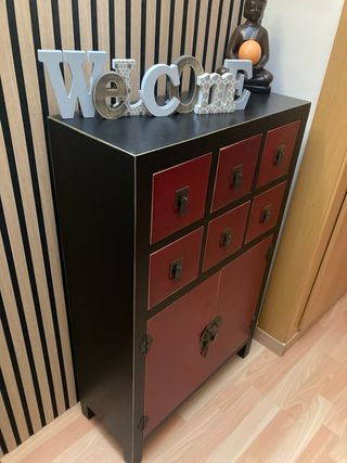 Mueble Cajonera Oriental Negro y Rojo