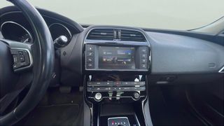 Jaguar XE 2.0 Diesel XE-Pure RWD 132 kW (180 CV)