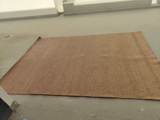 Alfombra grande rosa y beige