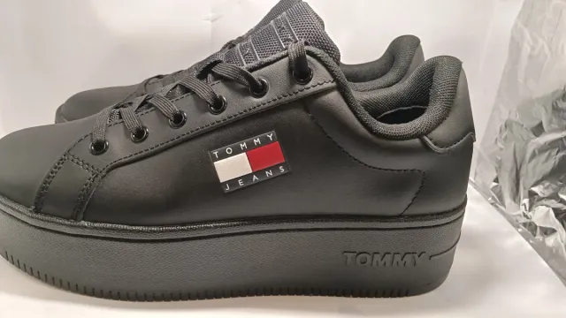 Zapatillas Tommy Mujer Negras