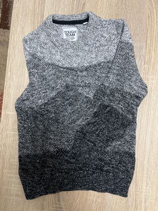 Jersey TOUGH TEAM degradado gris y negro