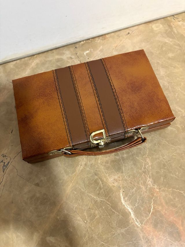 Juego de dominó de viaje con estuche