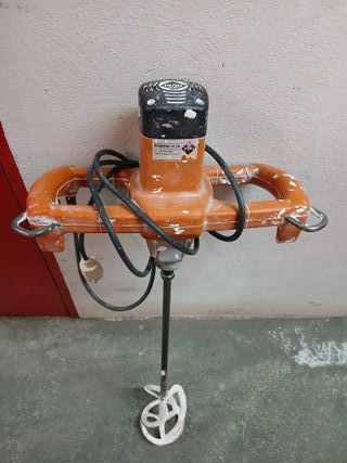 Herramientas varias de construcción