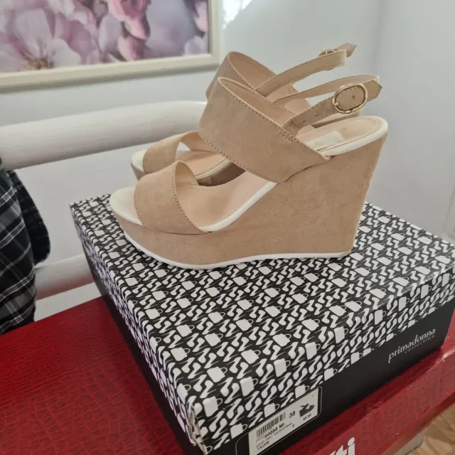 Sandalias cuña Primadonna beige/blanco T.38