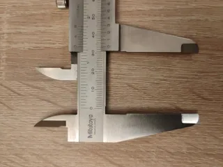 Calibre Mitutoyo 200mm