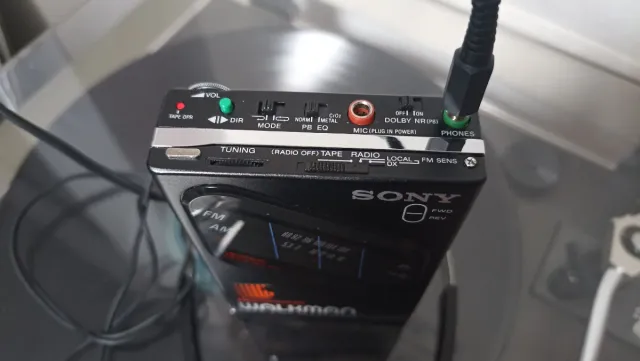 Walkman Sony WM-F200II Funziona perfettamente