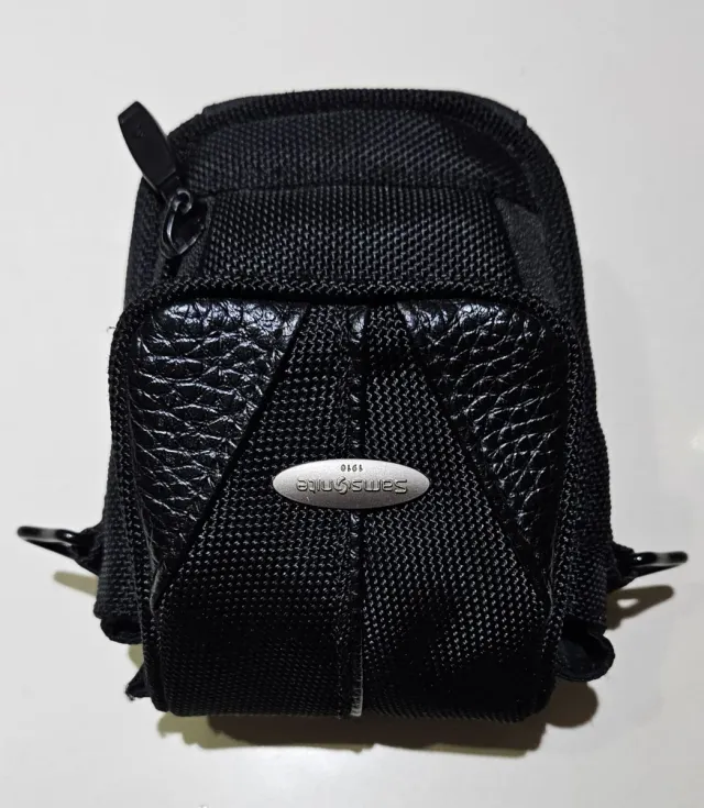 Funda Samsonite para cámara pequeña