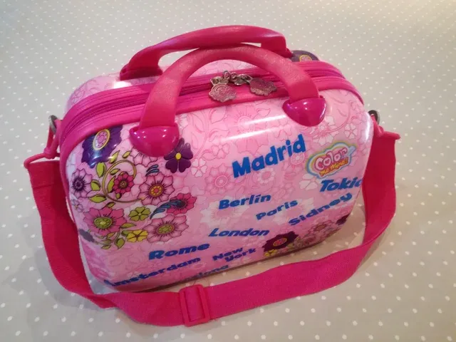 Maleta - maletín de viaje para niña