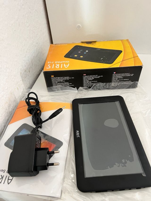 Tablet Airis OnePAD 715 Negra