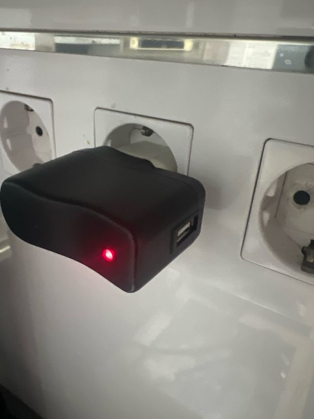 Adaptador de corriente USB Enchufe + Adaptador