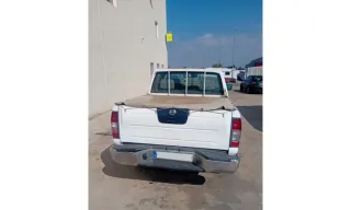 Nissan Pick-up 2004