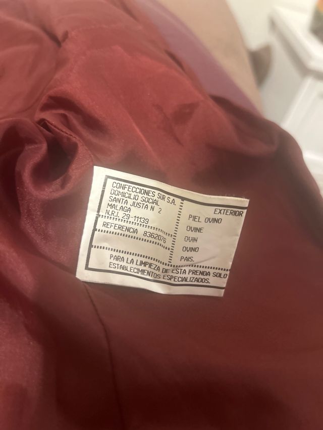 Chaqueta de piel mujer burdeos