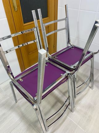 Juego de 4 sillas de cocina metálicas moradas