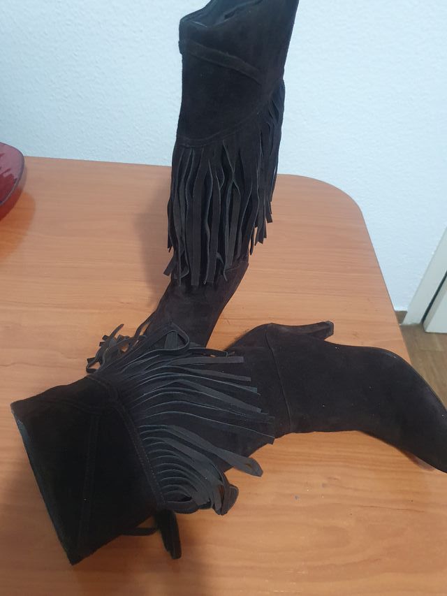 Botas Gloria Ortiz Marrones con Flecos