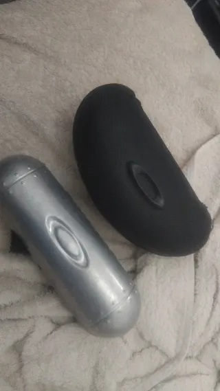 Funda Oakley Negra y Plateada